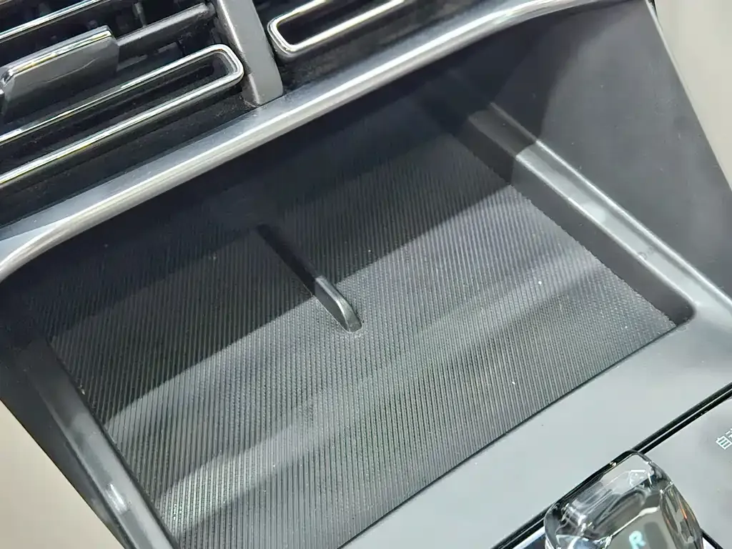 BYD PLUS New Energy — фото 10