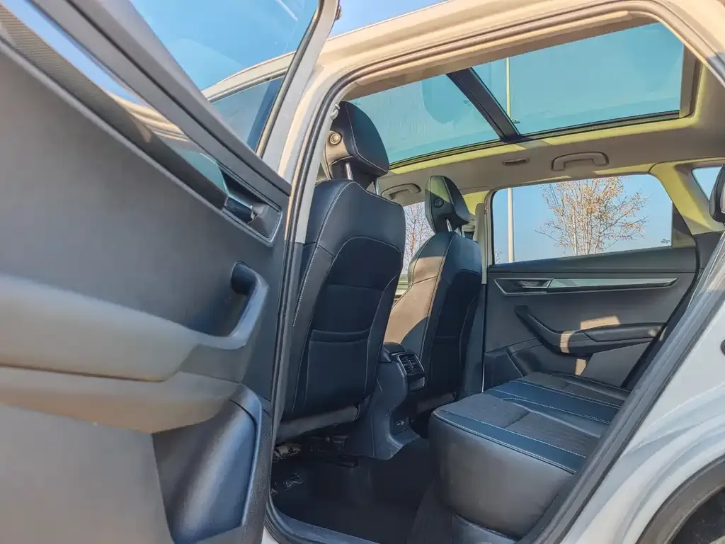 Skoda Karoq — фото 3