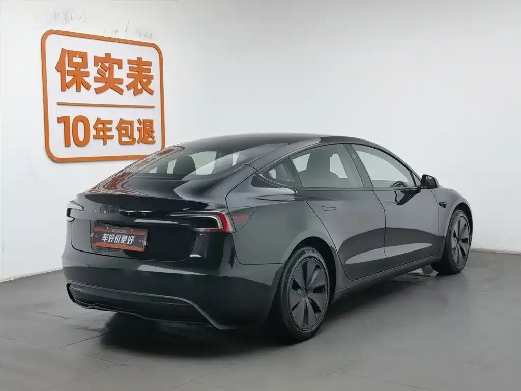 Tesla Model 3 — фото 2