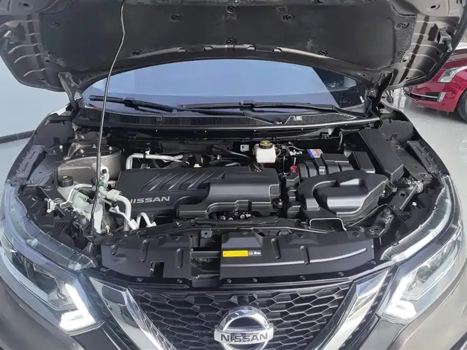 Nissan Qashqai — фото 10