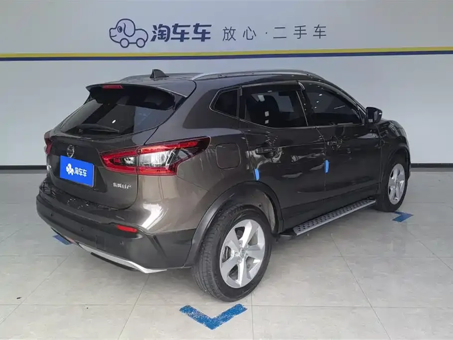 Nissan Qashqai — фото 5