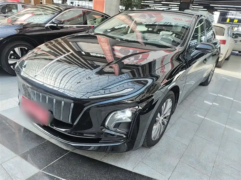 Hongqi E-QM5 — фото 7