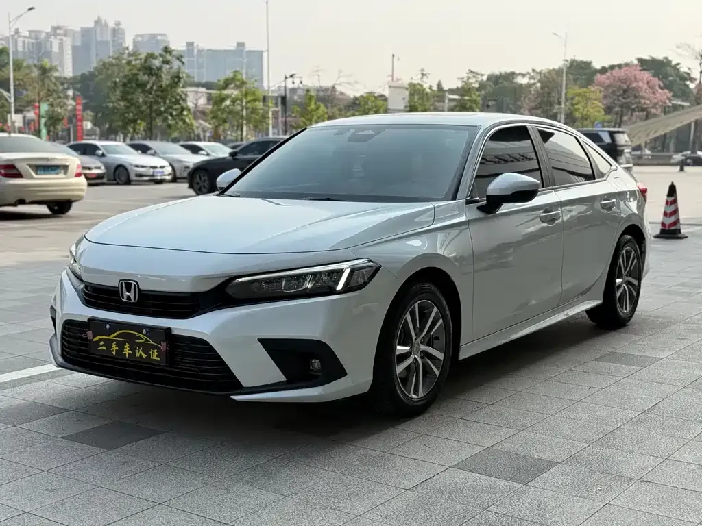 Honda Civic — фото 1