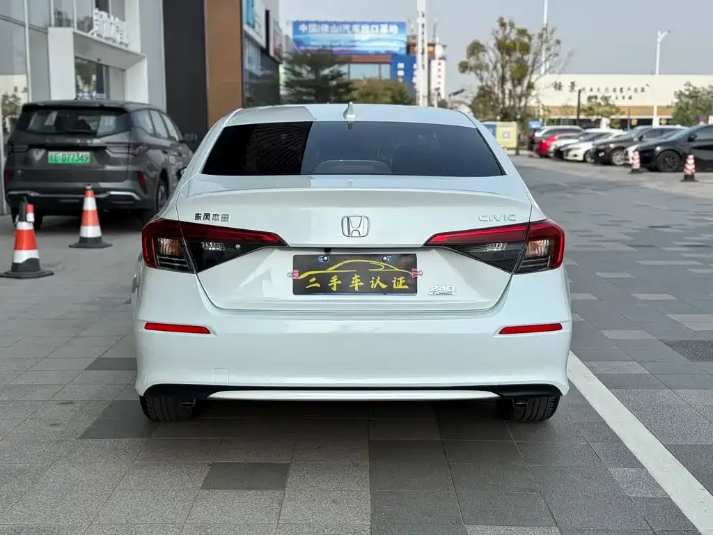 Honda Civic — фото 3
