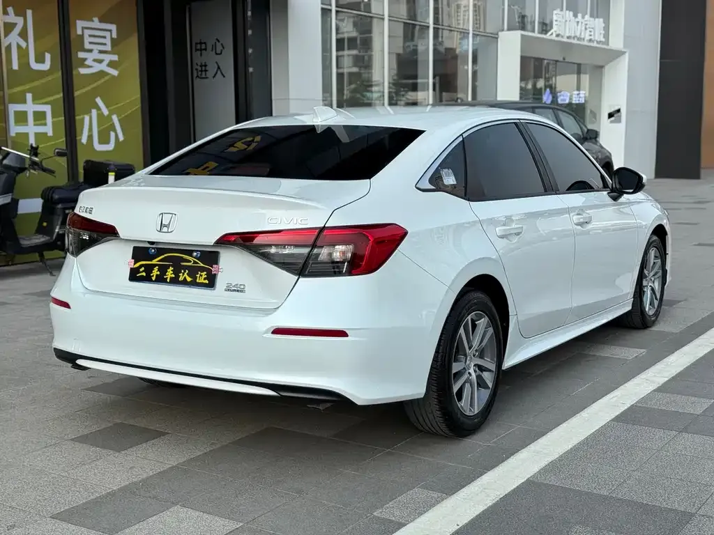 Honda Civic — фото 4