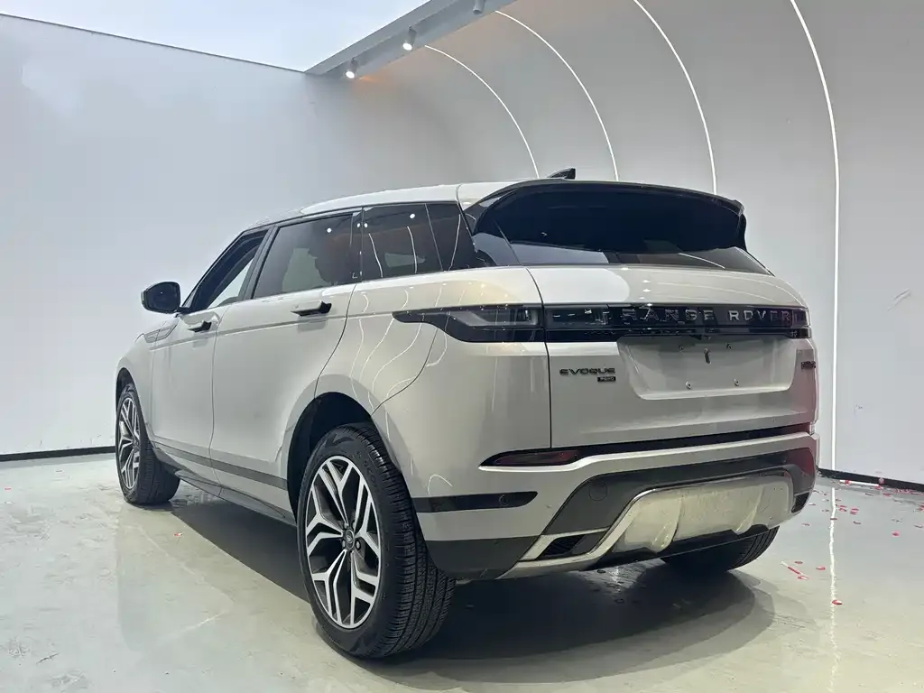Land Rover Evoque — фото 8