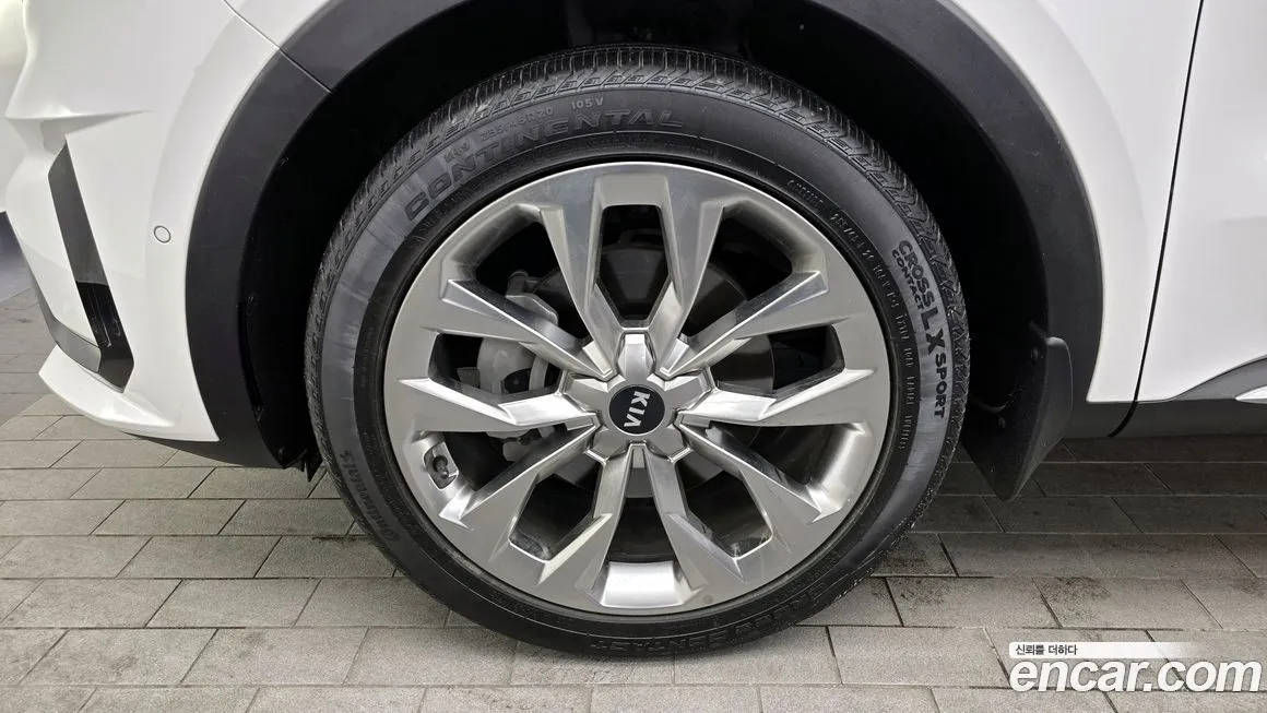Kia Sorento — фото 9