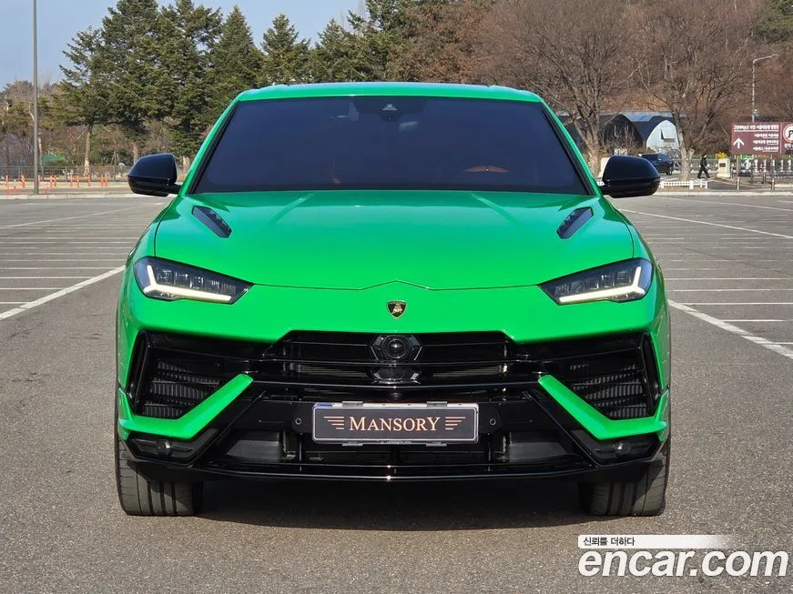 Lamborghini Urus — фото 7