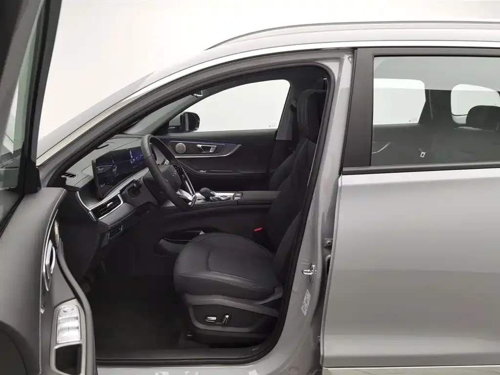 Chery Tiggo 8 PRO NEV — фото 9