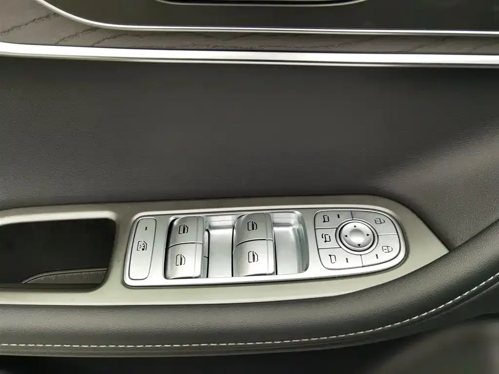 Chery Tiggo 8 PRO NEV — фото 6