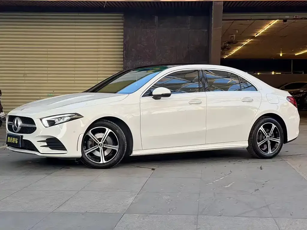 Mercedes-Benz A-Class — фото 1
