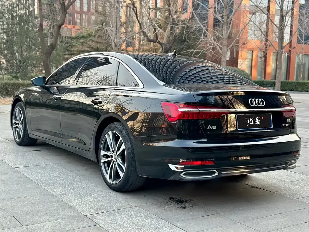 Audi A6L — фото 6