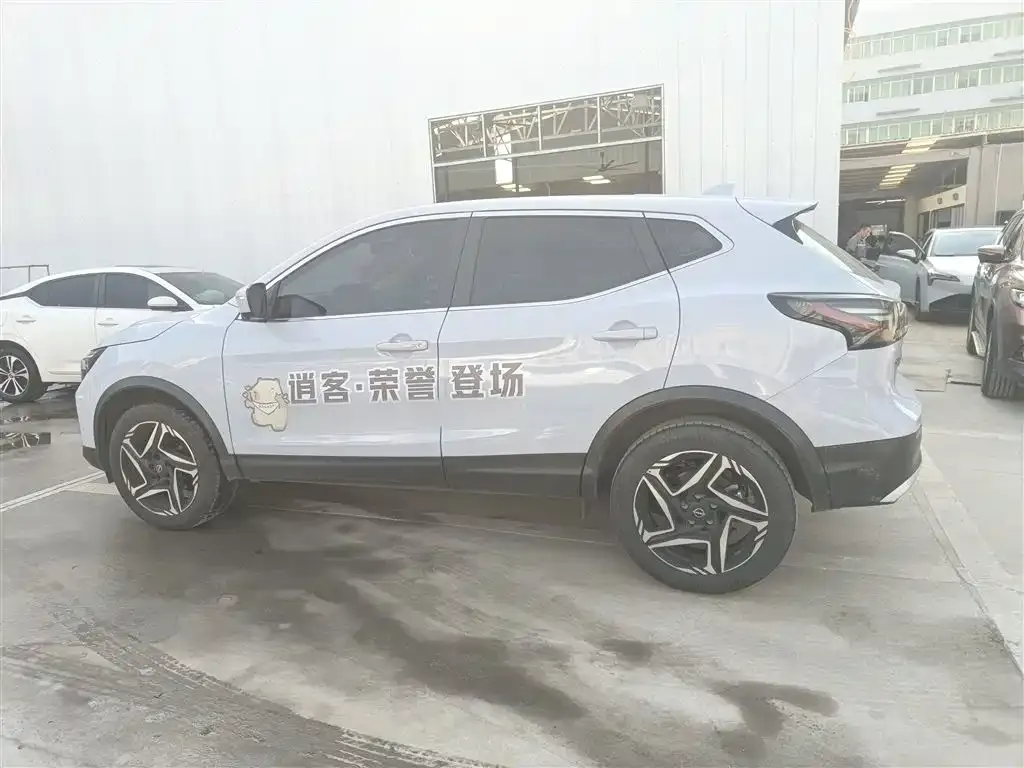 Nissan Qashqai — фото 6