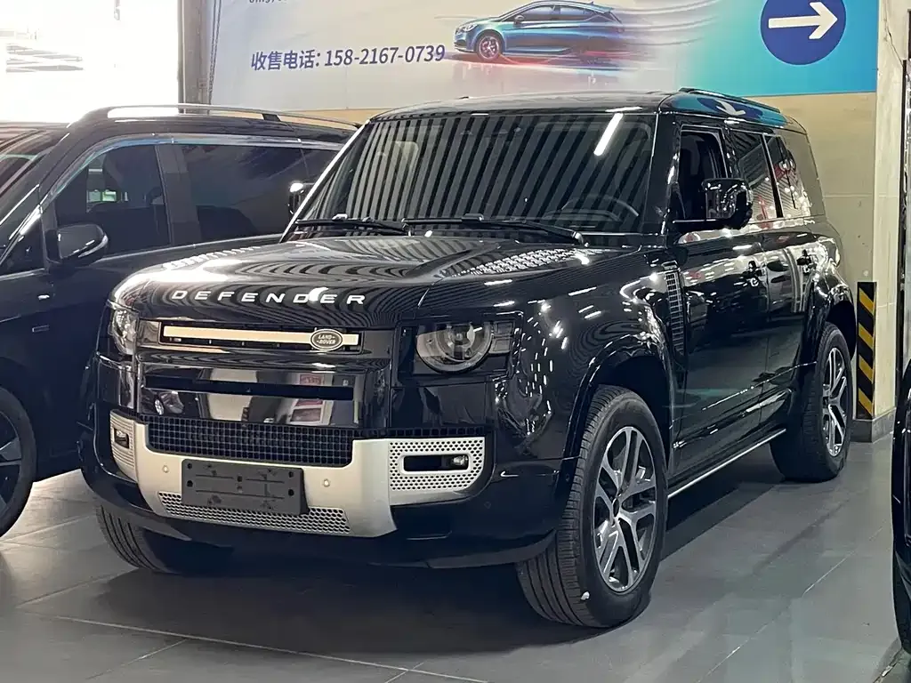 Land Rover Defender — фото 1