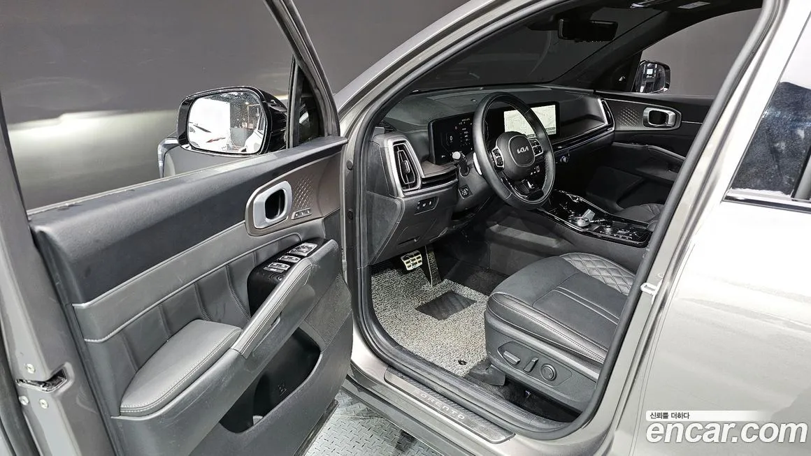 Kia Sorento — фото 10