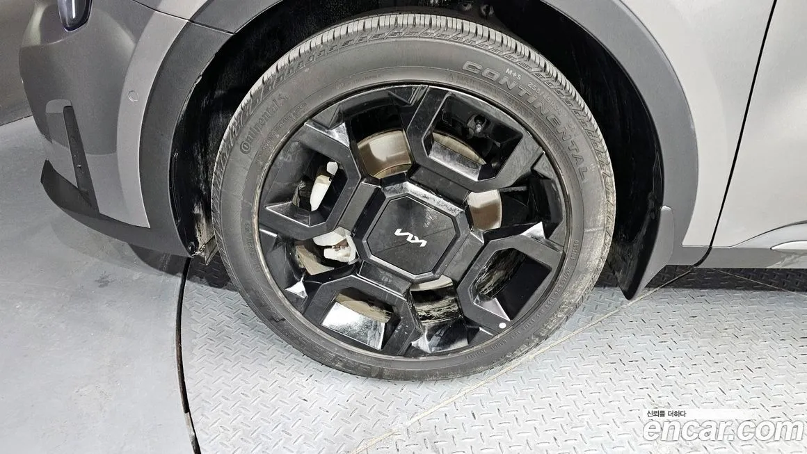 Kia Sorento — фото 8