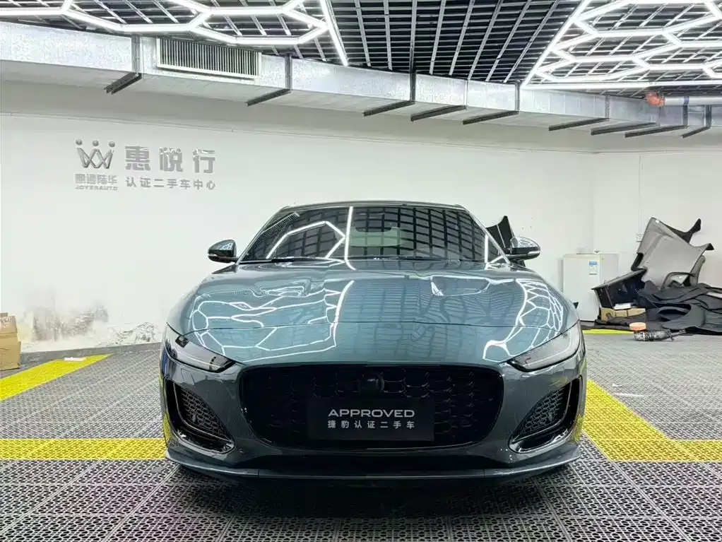 Jaguar F-TYPE — фото 9