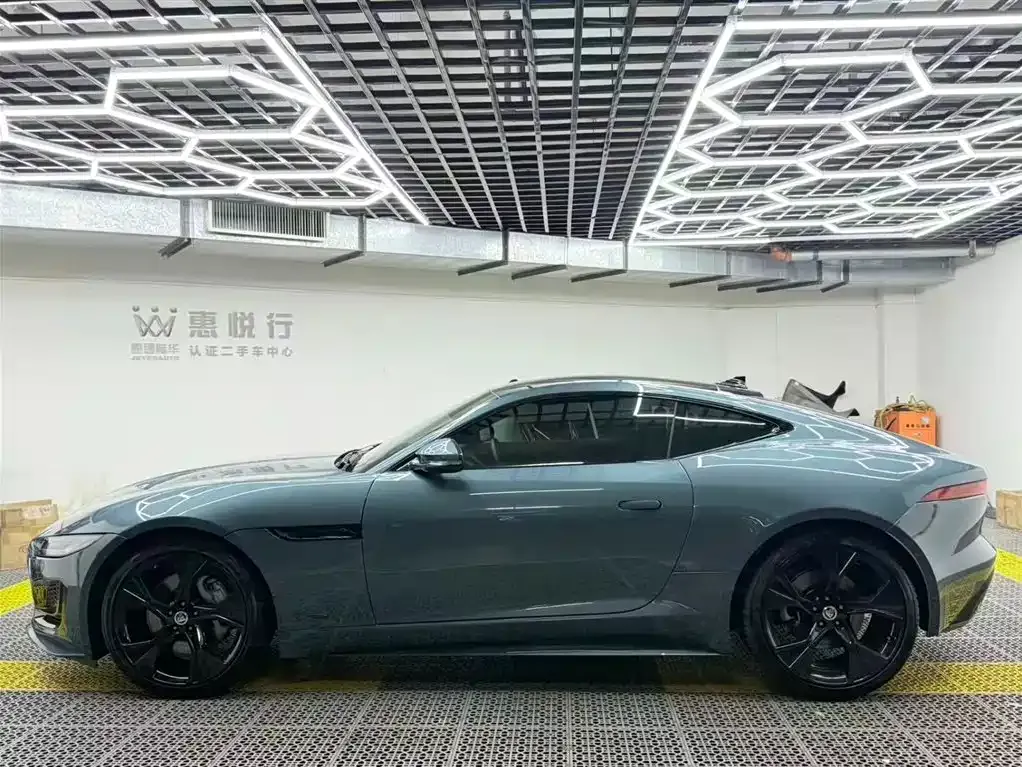Jaguar F-TYPE — фото 10