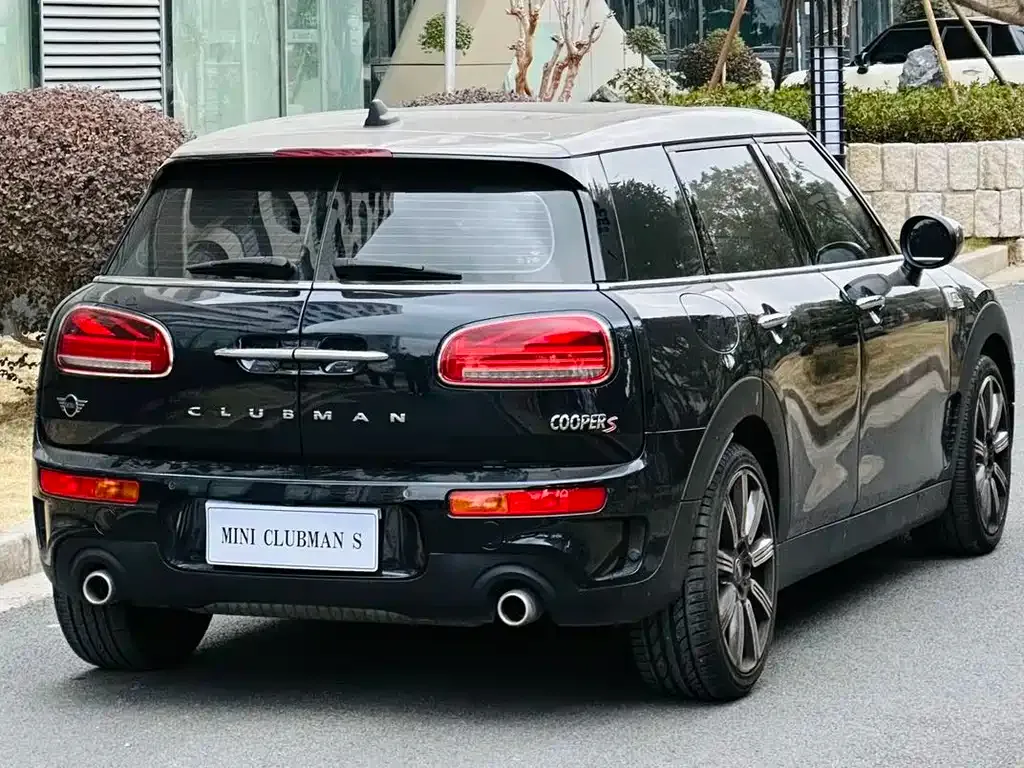 MINI Clubman — фото 5
