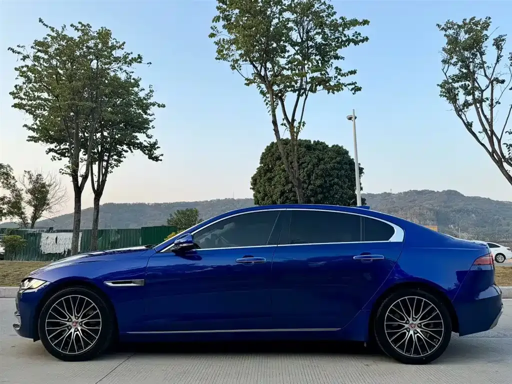 Jaguar XEL — фото 10