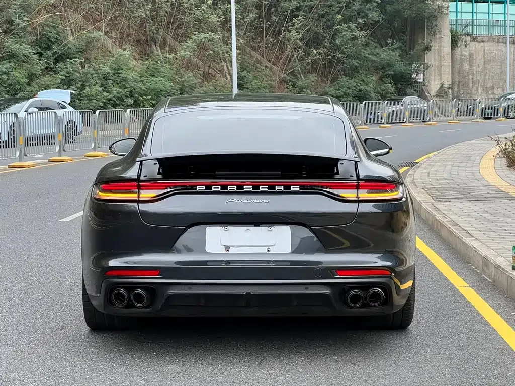 Porsche Panamera — фото 4