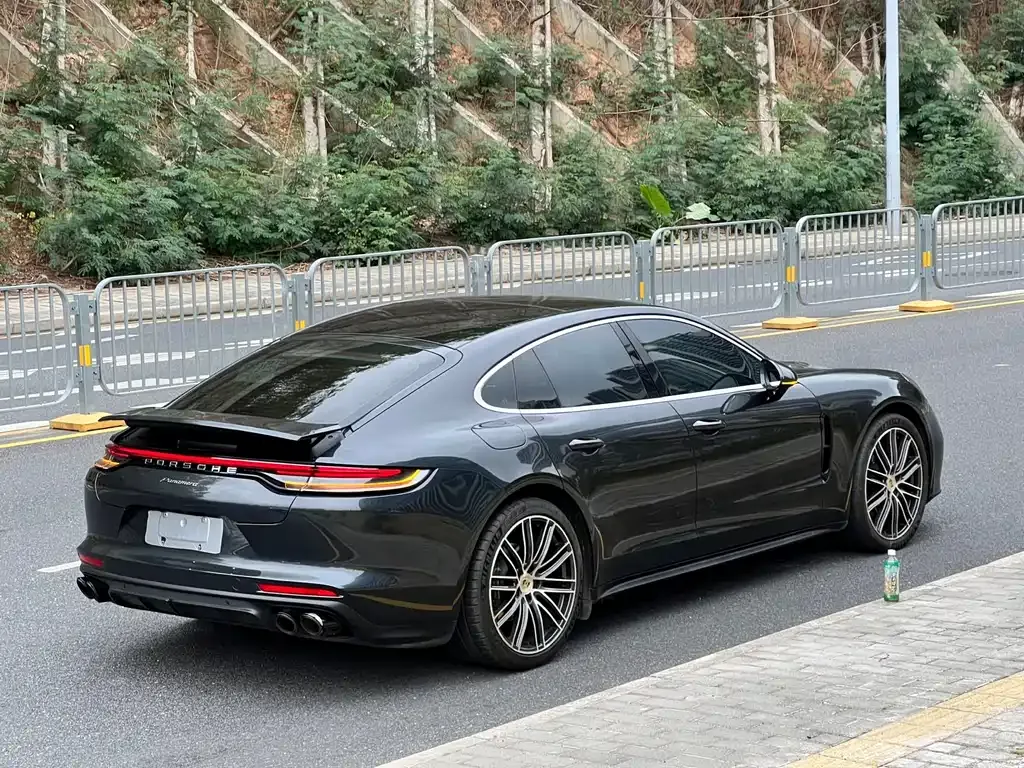 Porsche Panamera — фото 8