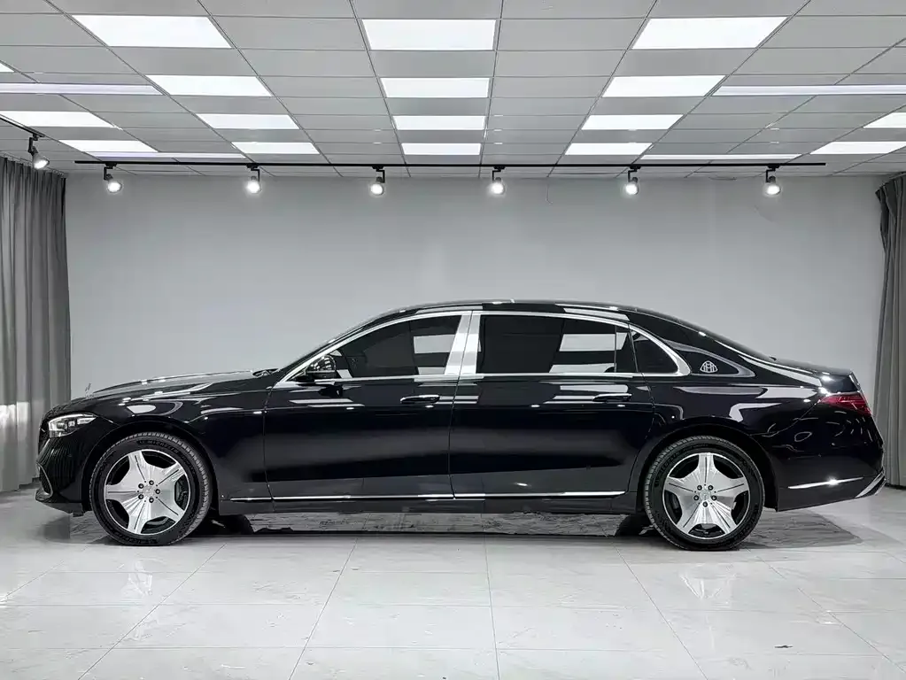 Mercedes-Benz S-Class — фото 2
