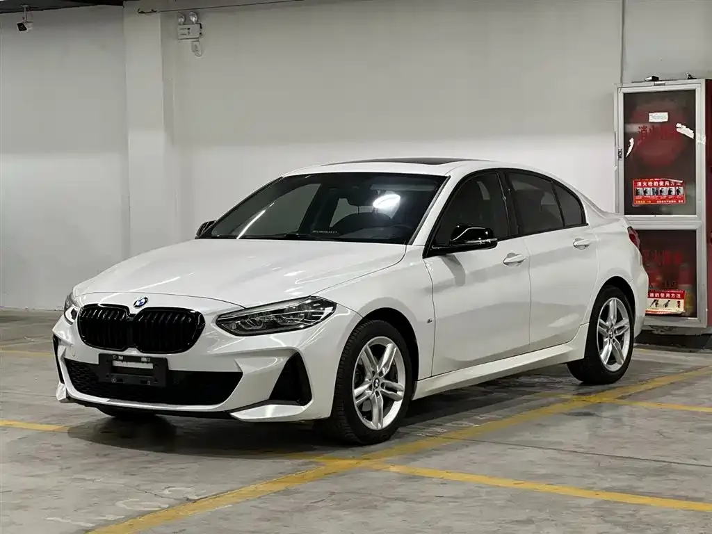 BMW 1 Series — фото 1