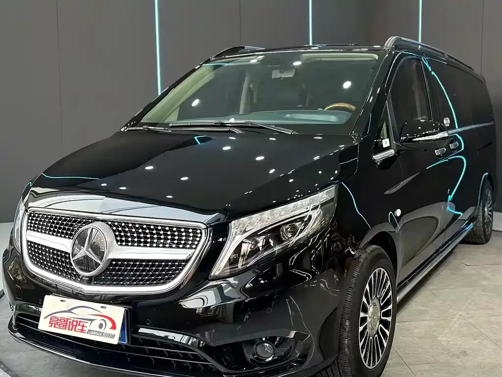 Mercedes-Benz Vito — фото 1