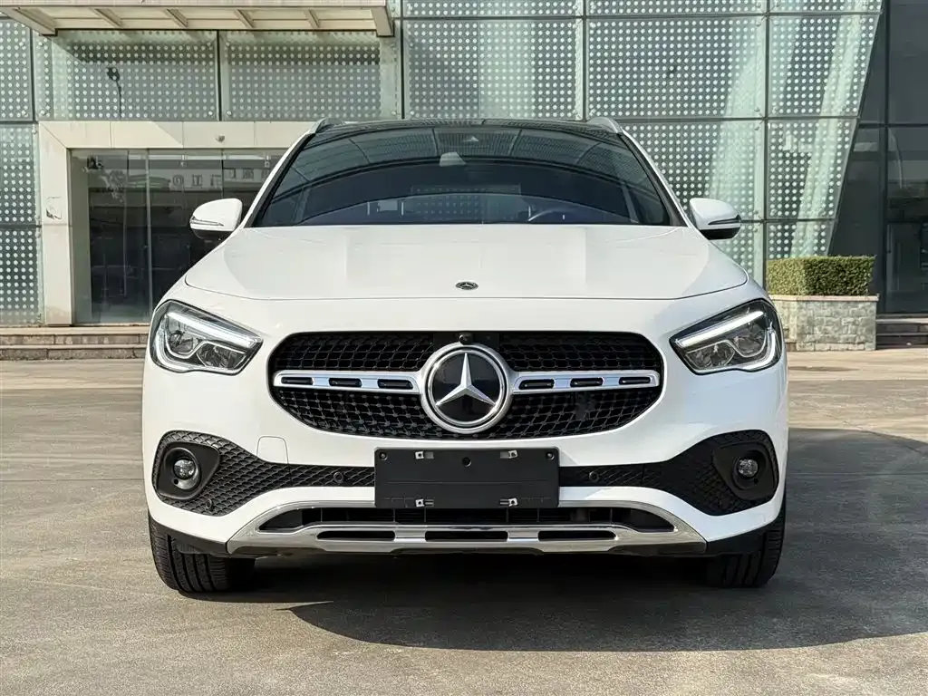 Mercedes-Benz GLA — фото 3