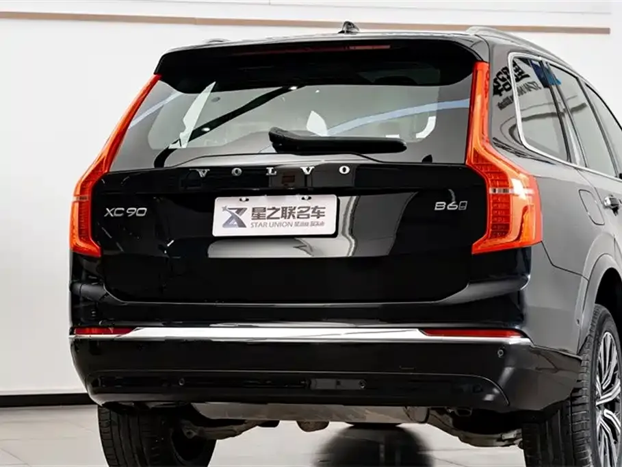 Volvo XC90 — фото 2