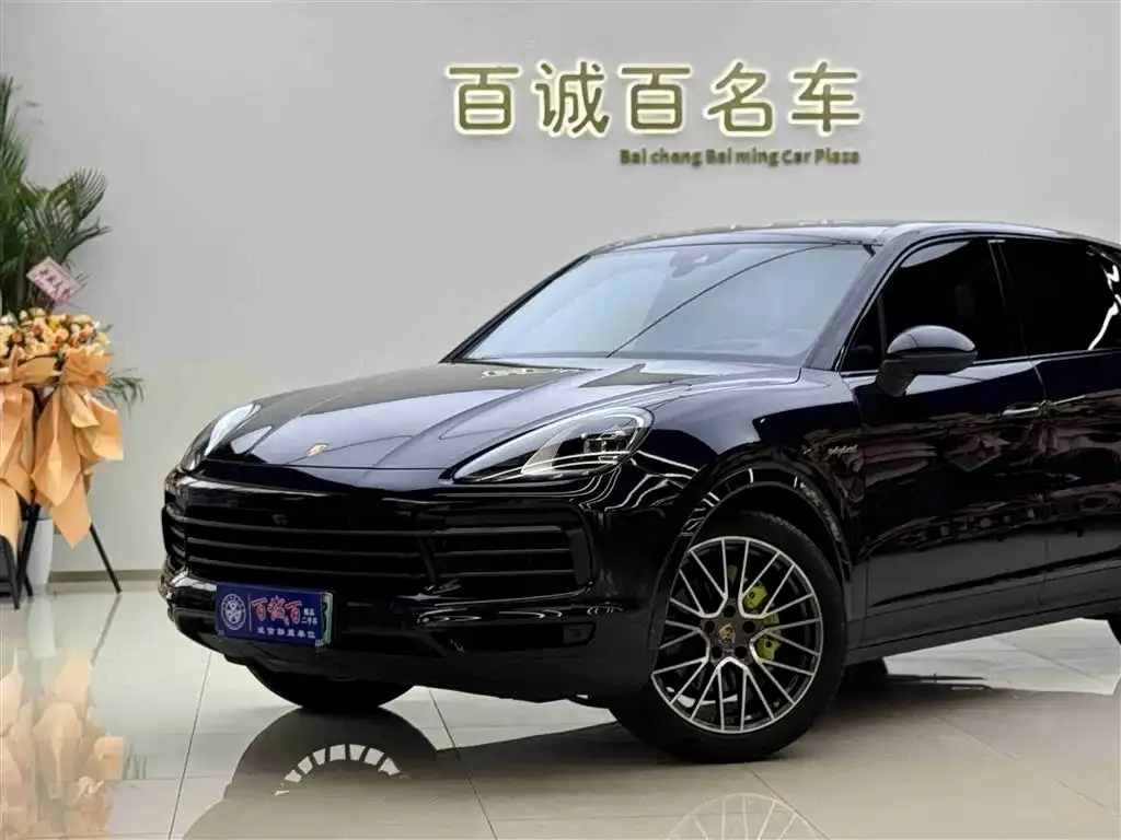 Porsche Cayenne Hybrid — фото 7