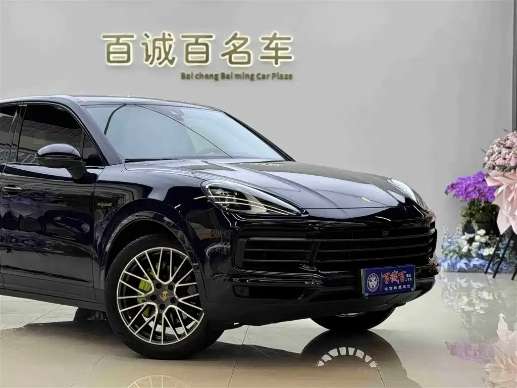 Porsche Cayenne Hybrid — фото 2