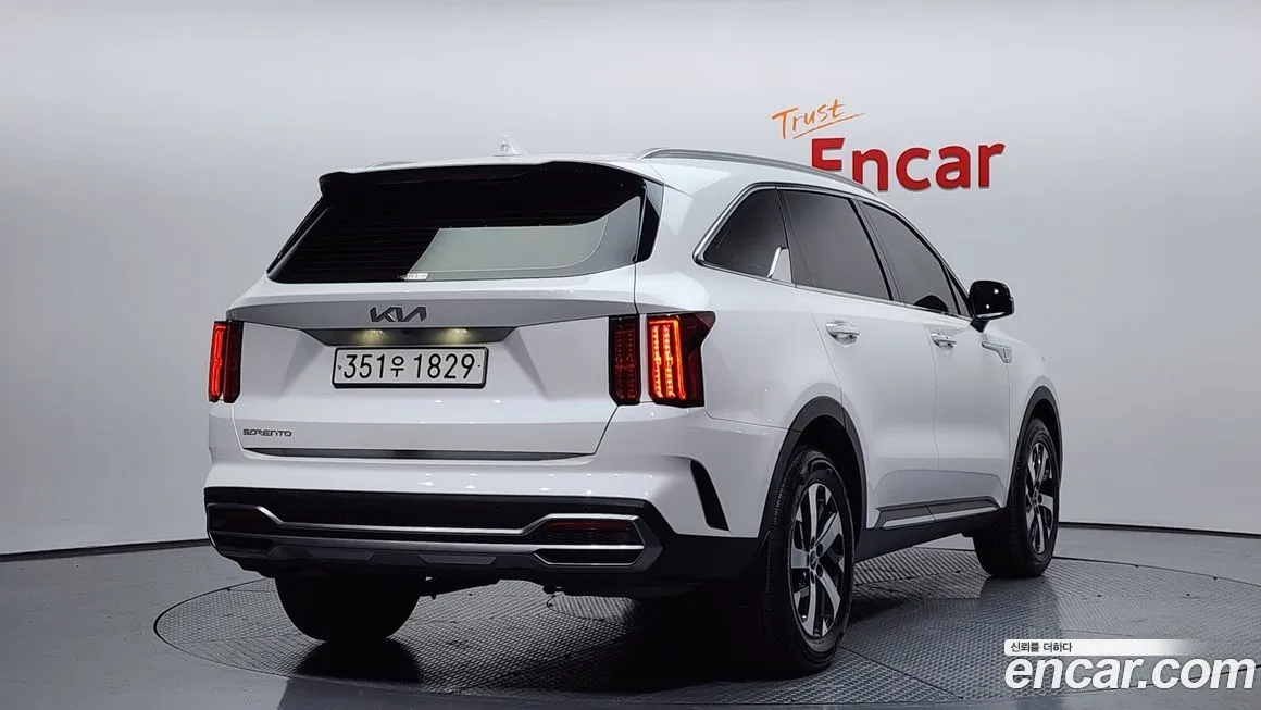 Kia Sorento — фото 4