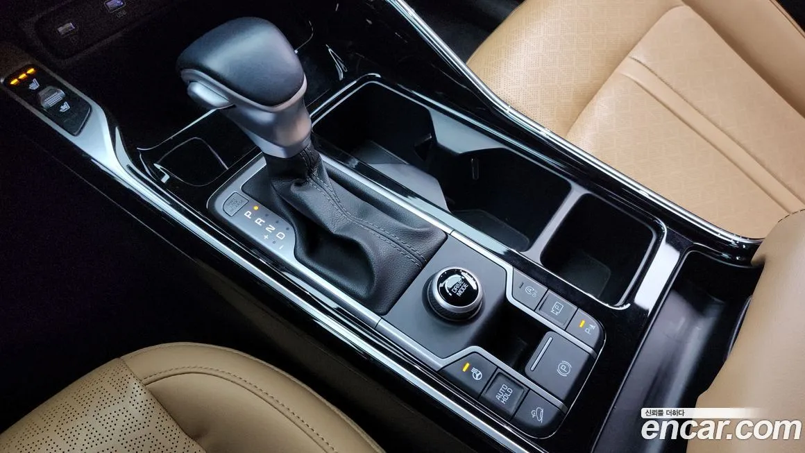 Kia Sorento — фото 10