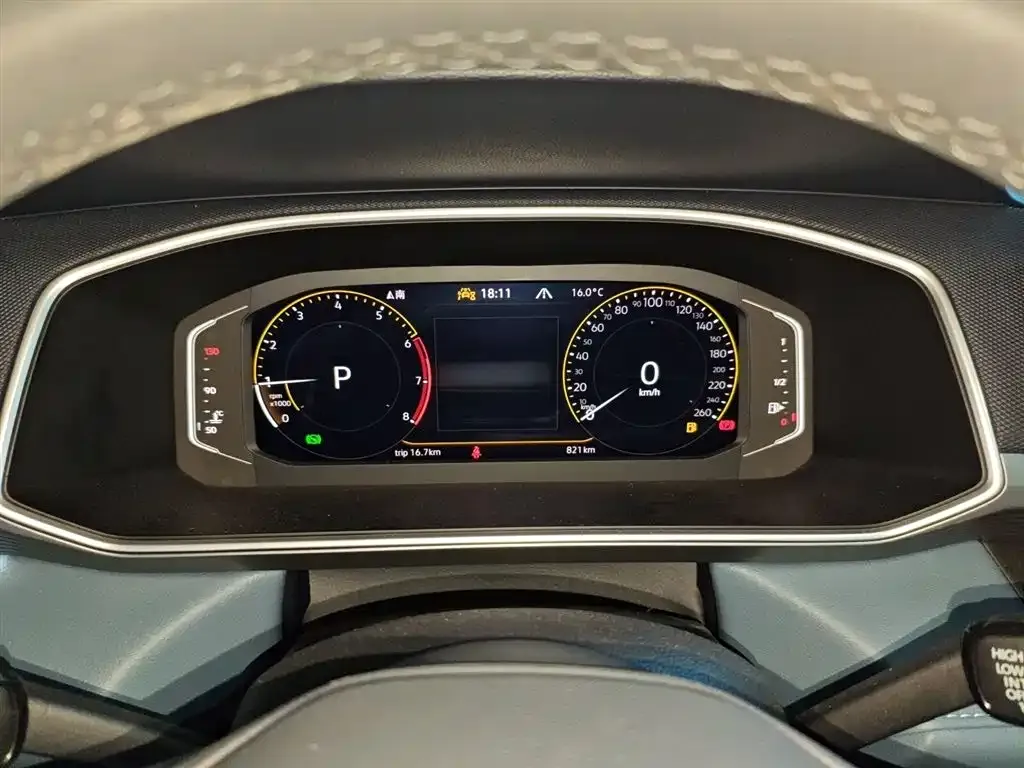 Volkswagen Tharu — фото 4
