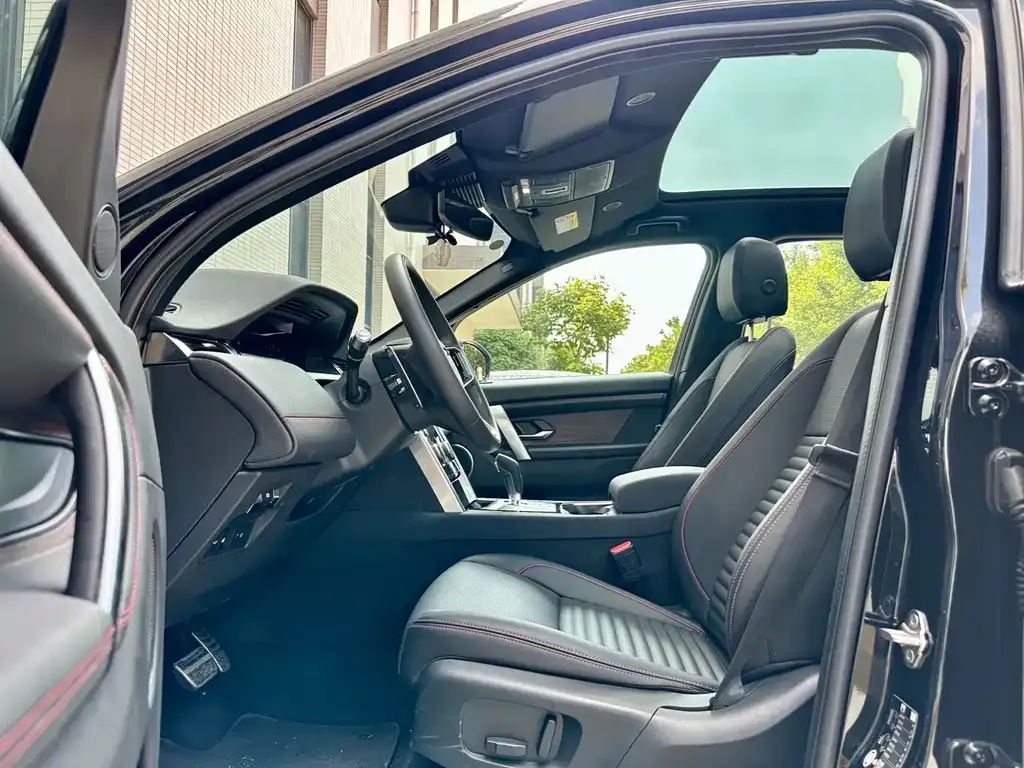 Land Rover Discovery Sport Hybrid — фото 4