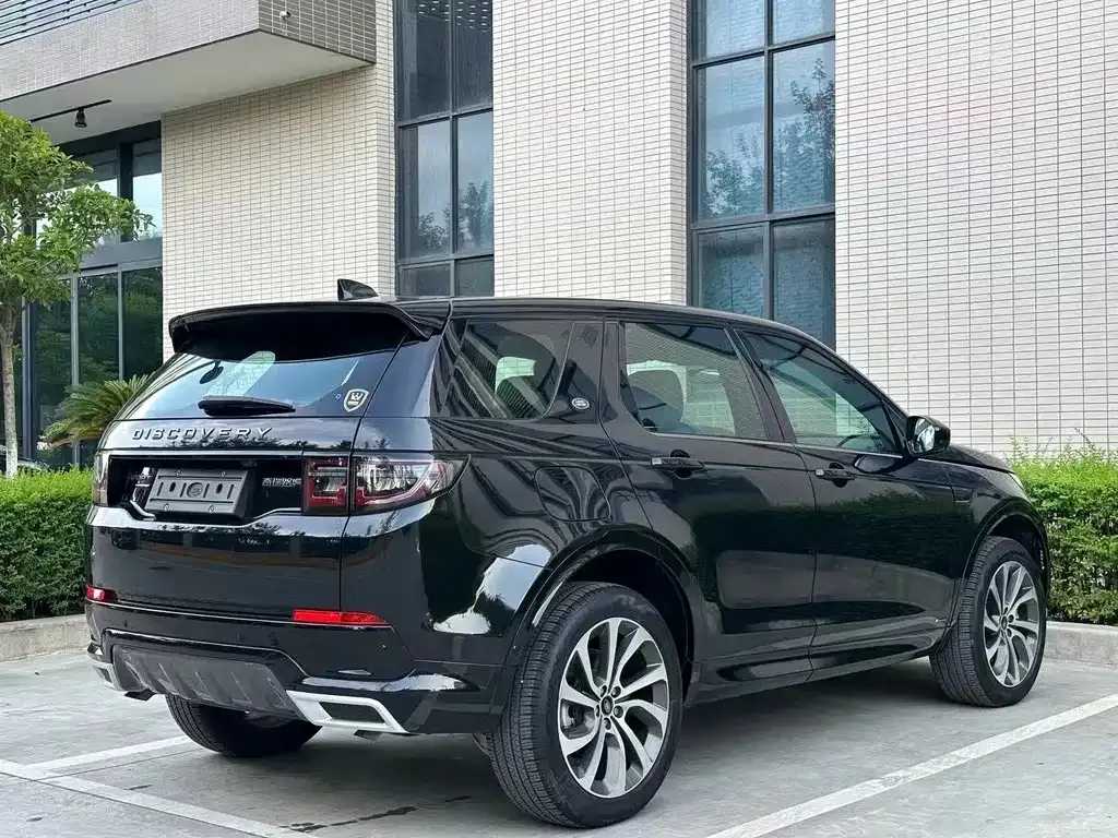 Land Rover Discovery Sport Hybrid — фото 8