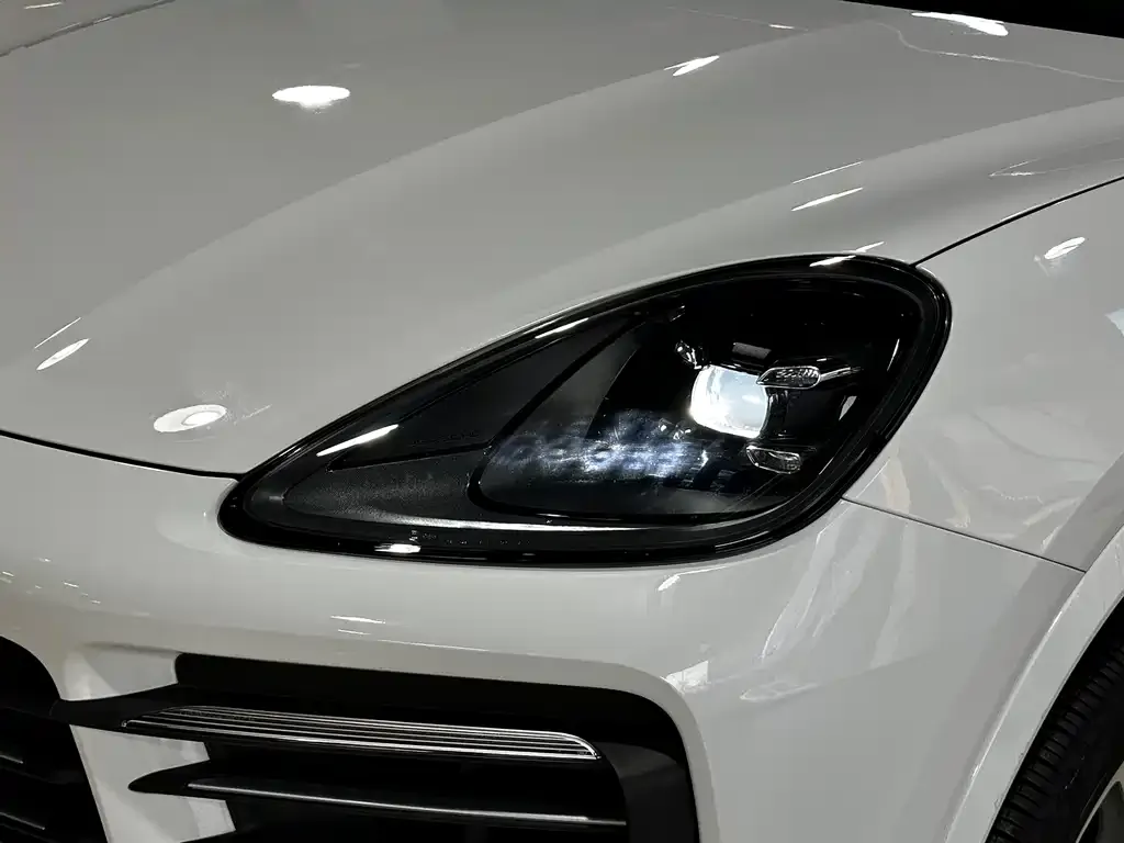 Porsche Cayenne Hybrid — фото 2
