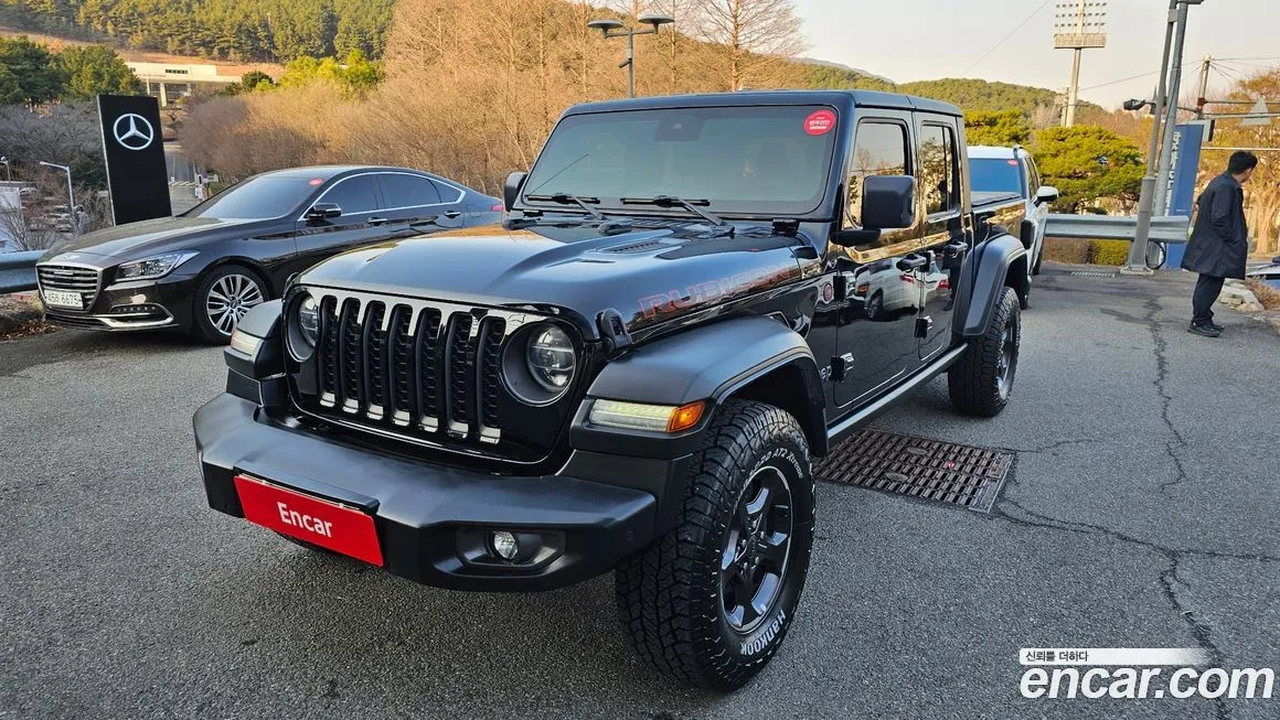 Jeep Gladiator — фото 1