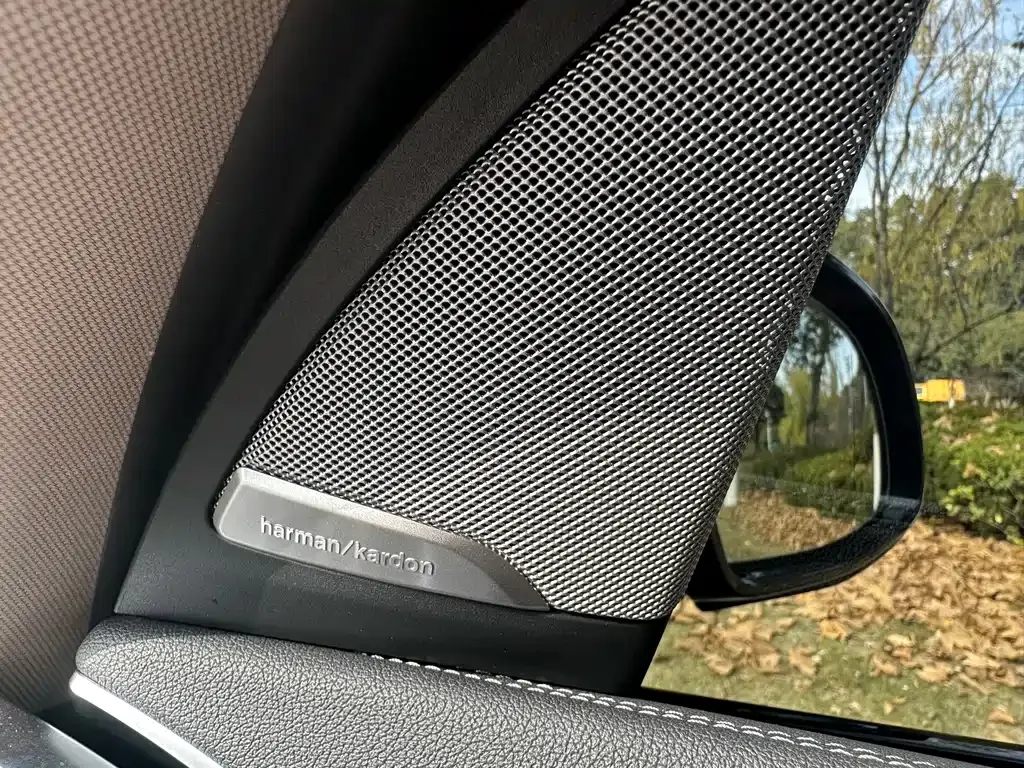BMW X3 — фото 9