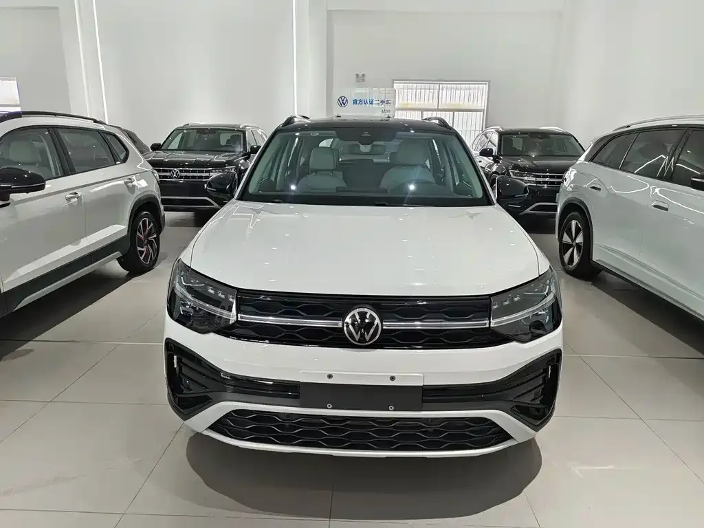 Volkswagen Tharu — фото 4
