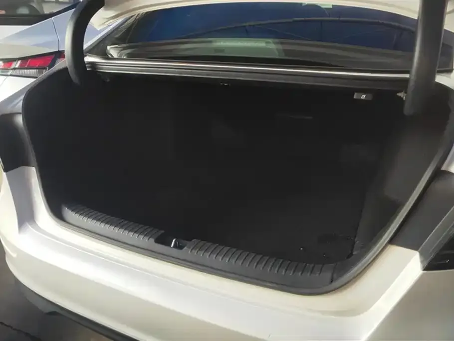Honda Accord — фото 10