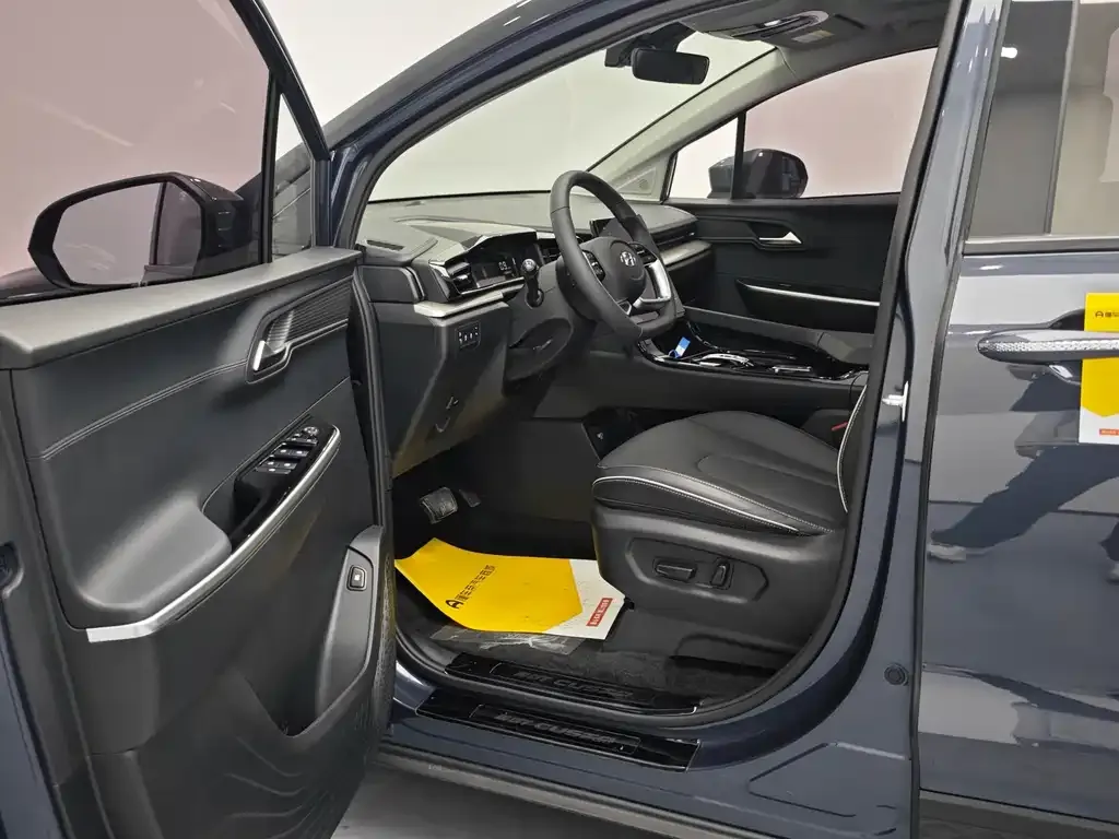 Hyundai Custo — фото 9