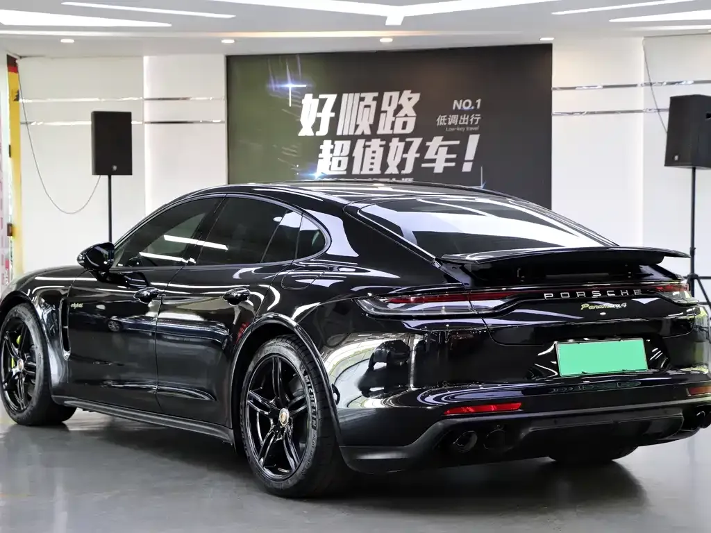 Porsche Panamera Hybrid — фото 8