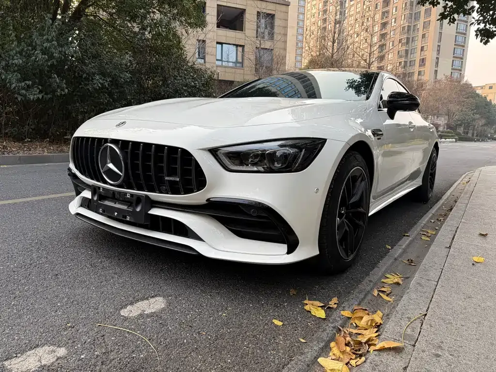 Mercedes-Benz AMG GT — фото 1