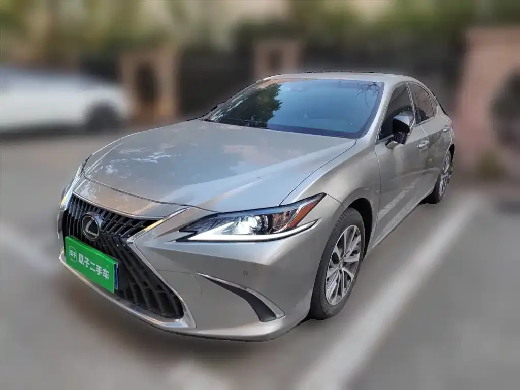 Lexus ES — фото 2