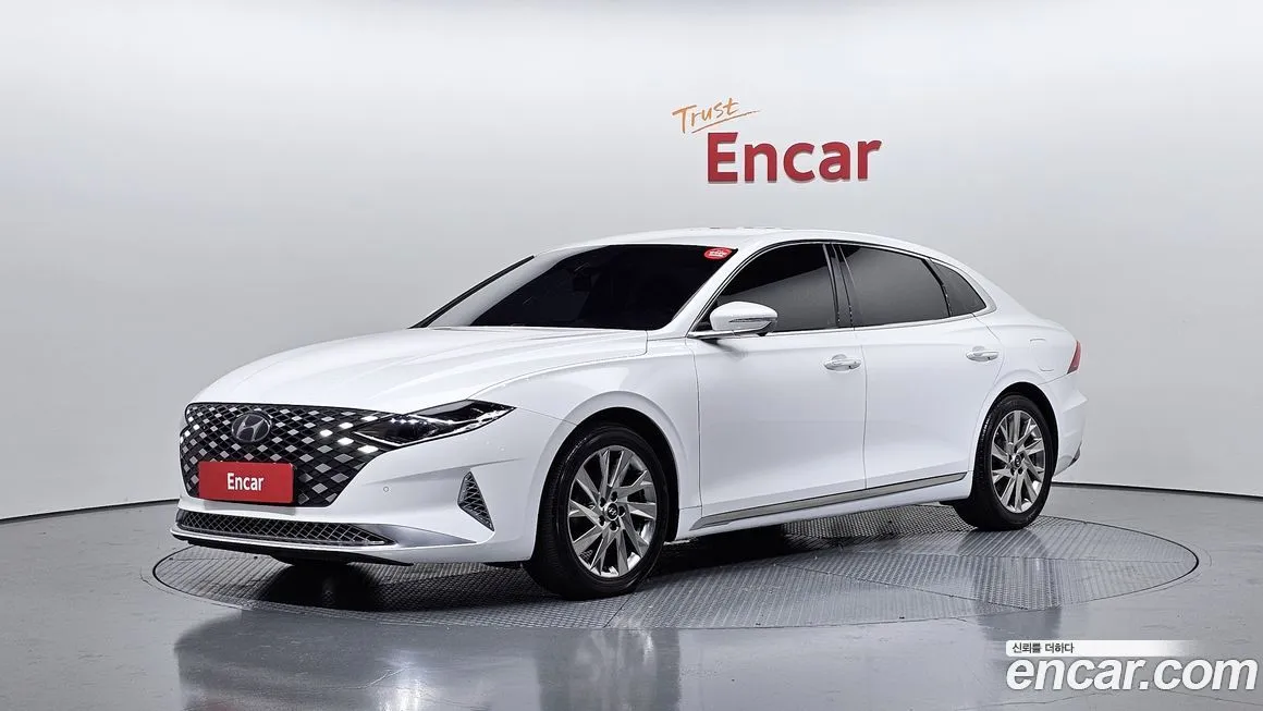Hyundai Grandeur — фото 1