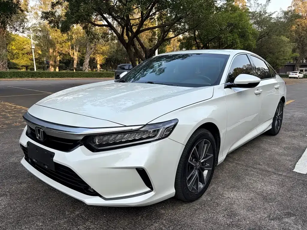 Honda Inspire — фото 1