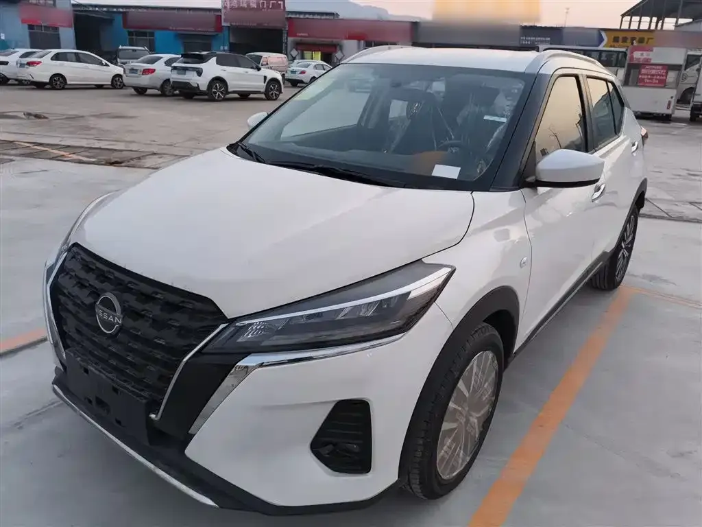Nissan Kicks — фото 1